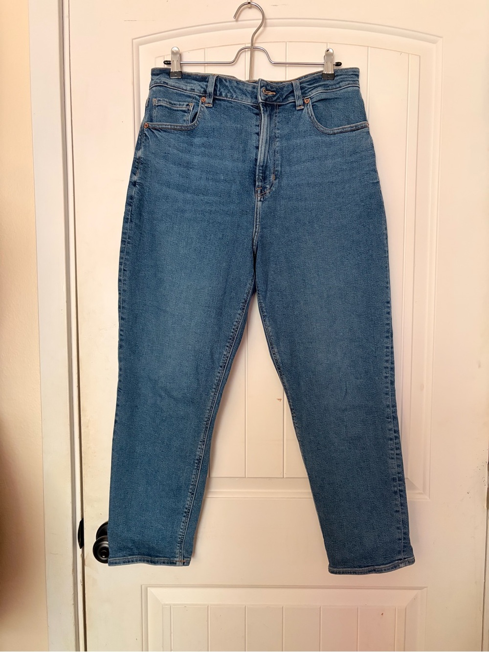 American Eagle Outfitters Mom Blue Denim Jeans